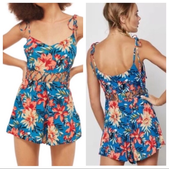Topshop Pants - Topshop Crisscross Cutout Waist Floral Romper 8